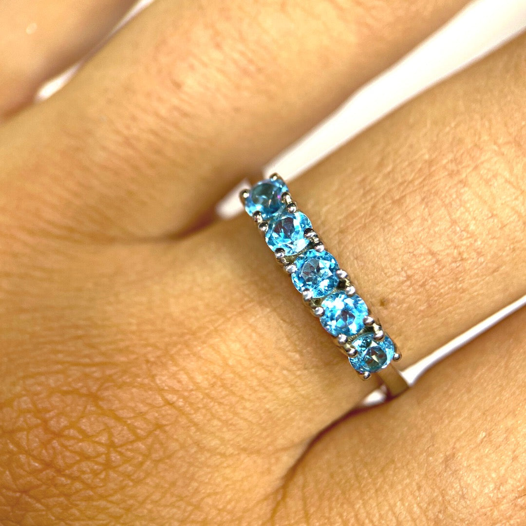 Bleu Clair ring 